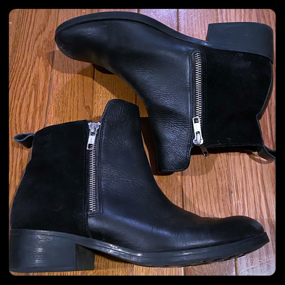 Cougar Weatherproof Chelsea Boots